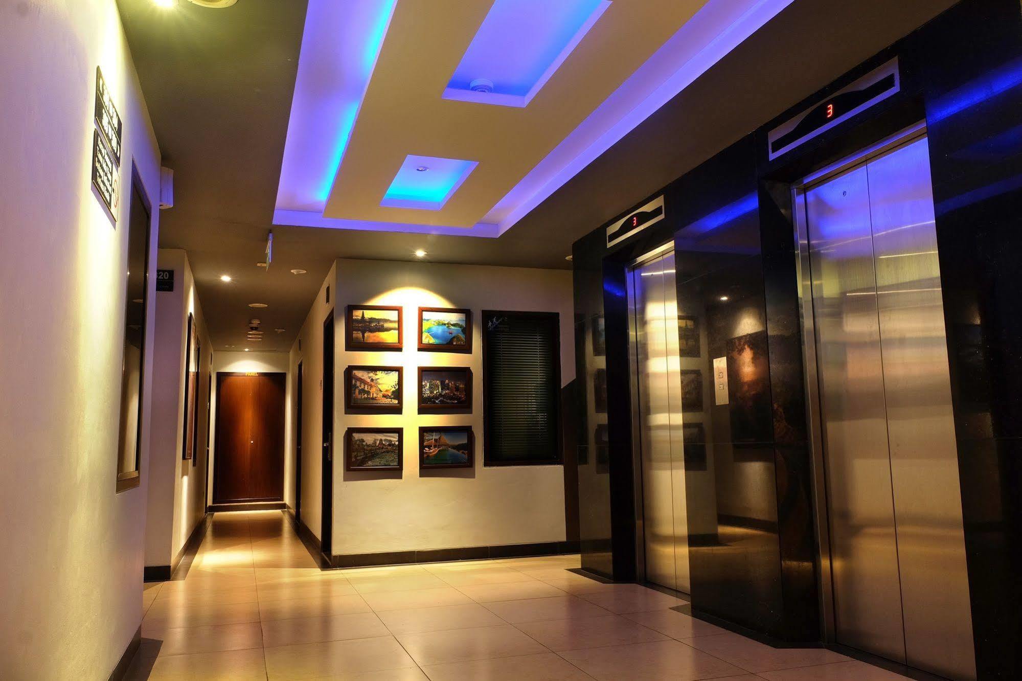 Citi M Hotel Gambir Giacarta Esterno foto